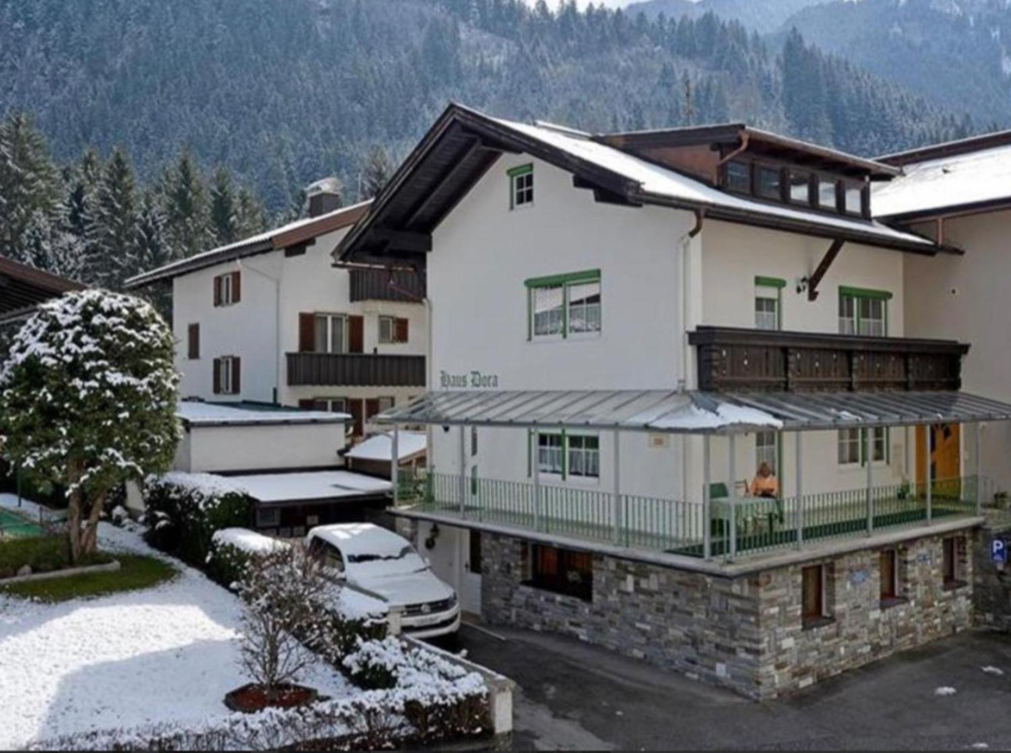 Haus Dora Apartment 3 Ahorn Mayrhofen Buitenkant foto